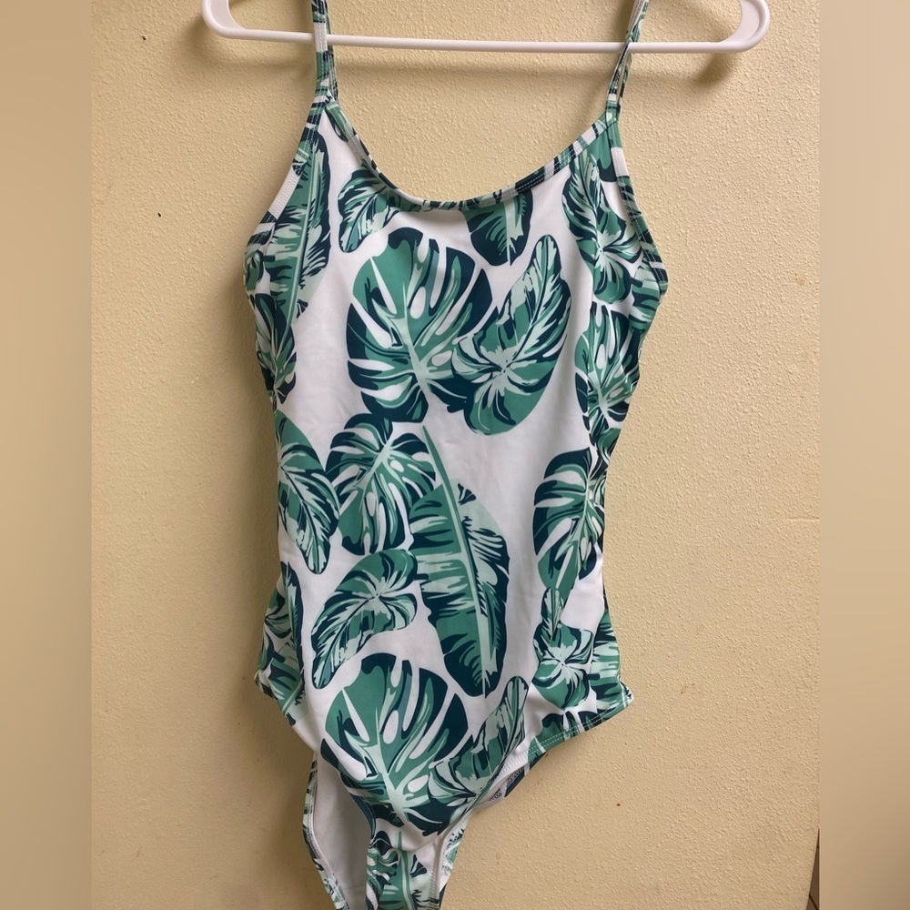 Tropical womens one piece swimwear size medium